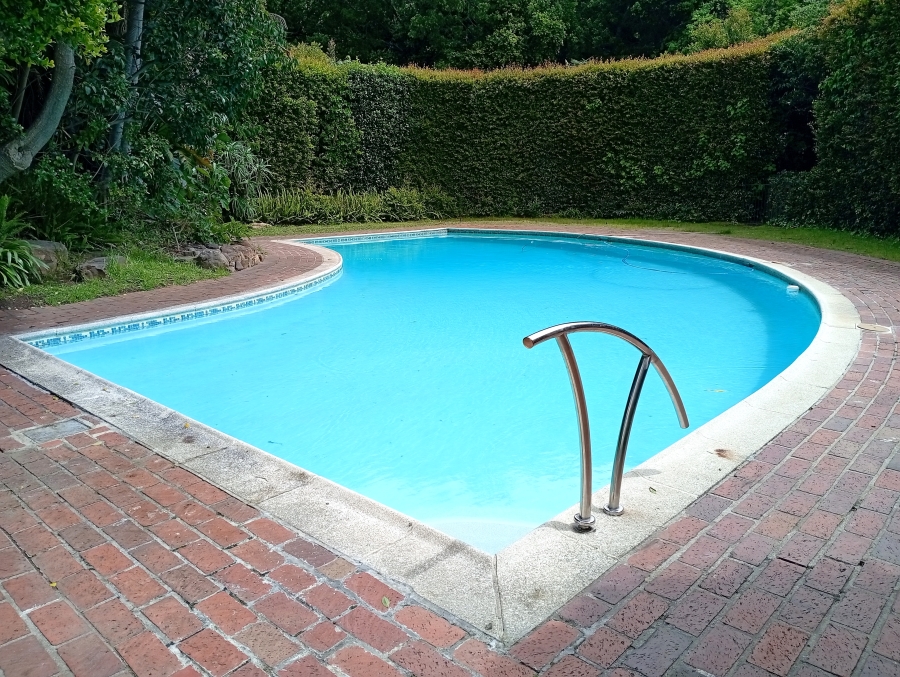 To Let 1 Bedroom Property for Rent in Rondebosch Western Cape